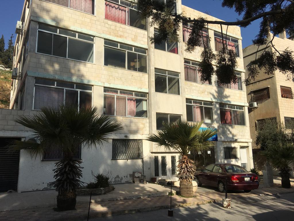 Aljazeera Hotel Apartments Amman Exterior photo